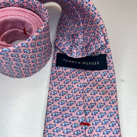 Tommy Hilfiger Men's Pink Fish Print Neck Tie - Excellent condition! - Picture 2 of 3